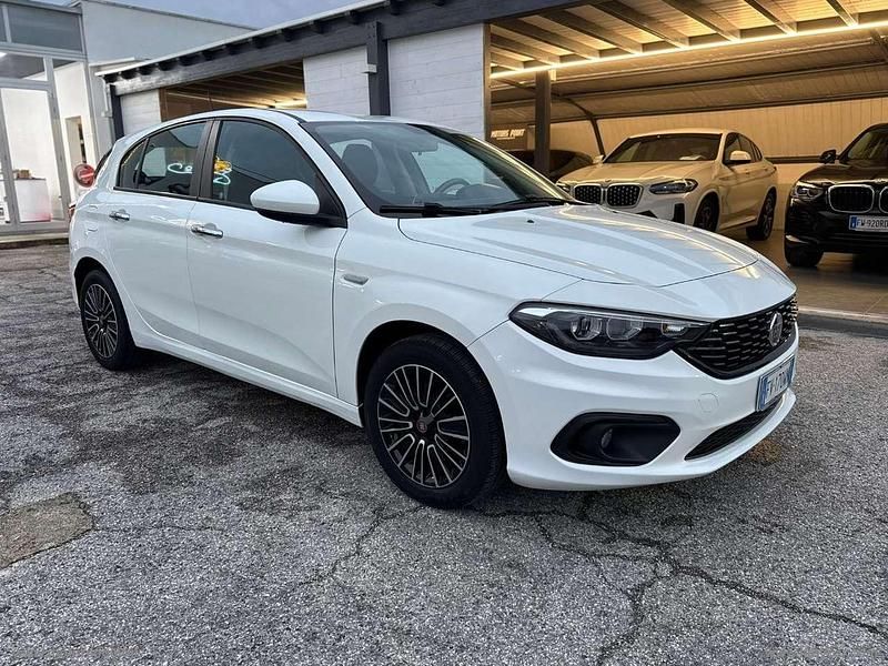 Usata Fiat Tipo Lounge 95 CV (69 kW) 2019 Bianco Station wagon