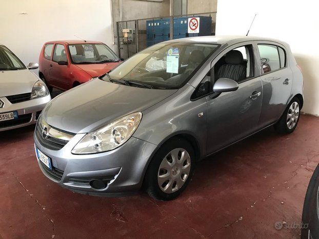 Venduto Opel Corsa 1.4 Gpl/BENZINA BO. - auto usate in vendita