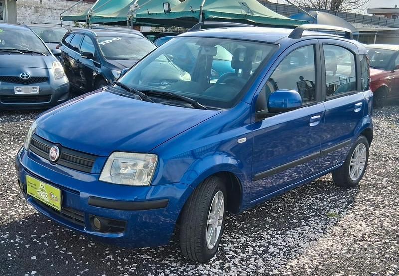 Usata Fiat Panda Emotion 60 CV (44 kW) 2008 Blu Utilitaria