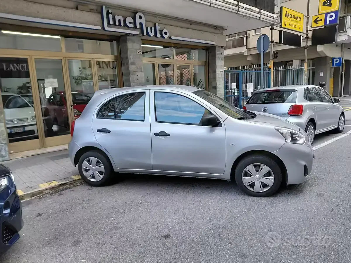 Usata Nissan Micra Acenta 80 CV (58 kW) 2015 Grigio Utilitaria