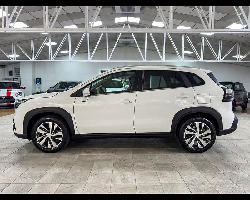Usata Suzuki SX4 S-Cross 102 CV (75 kW) 2024 Bianco SUV