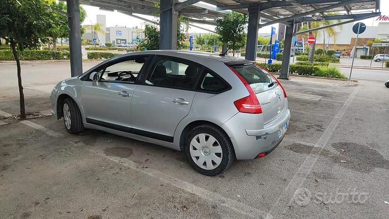 Usata Citroën C4 112 CV (82 kW) 2011 Grigio Berlina