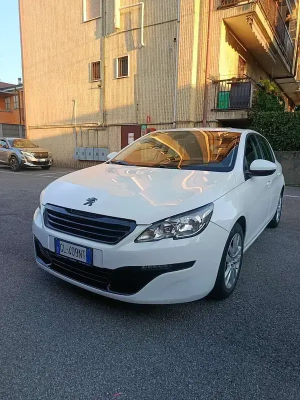 Usata Peugeot 308 110 CV (80 kW) 2016 Berlina