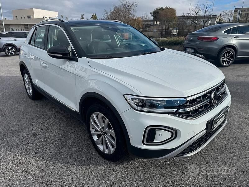 Usata VW T-Roc Style 150 CV (110 kW) 2023 Bianco SUV