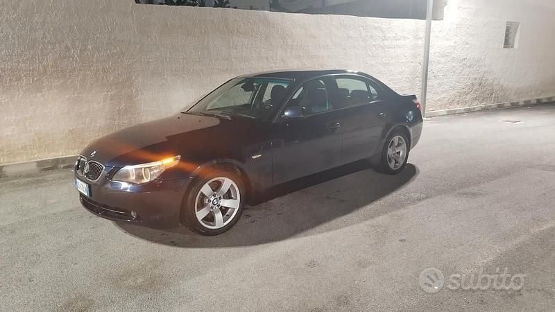 Usata BMW 530 2005 Blu Berlina