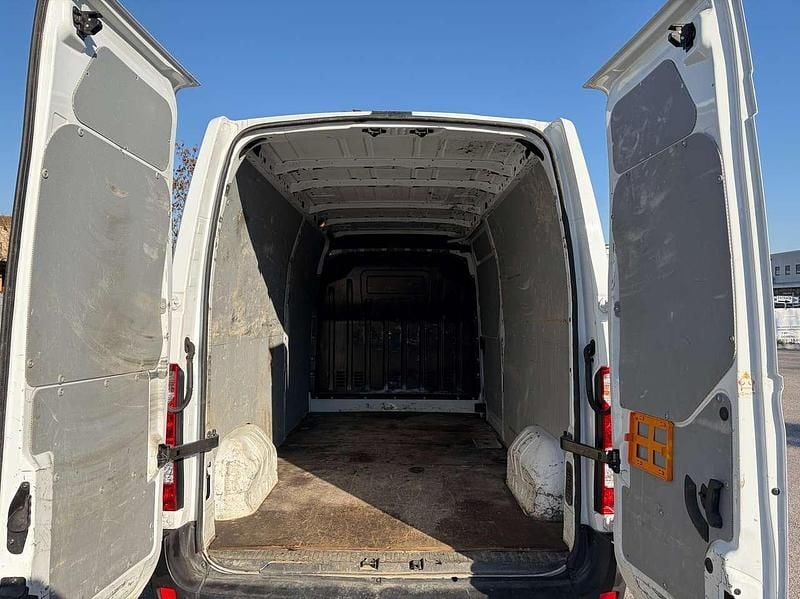 Usata Renault Master 136 CV (100 kW) 2023 Bianco Furgone