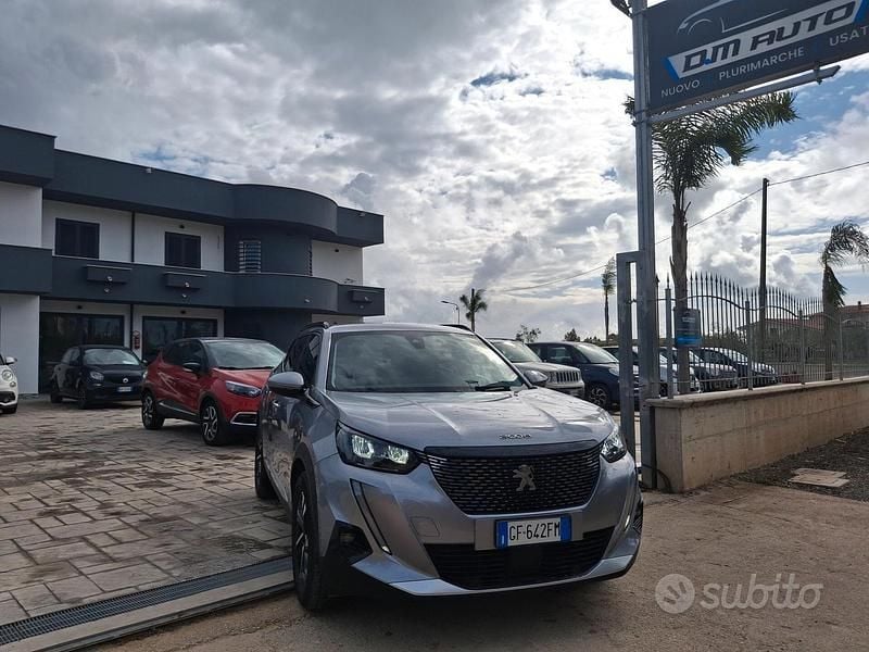Usata Peugeot 2008 Allure 110 CV (80 kW) 2021 Grigio SUV