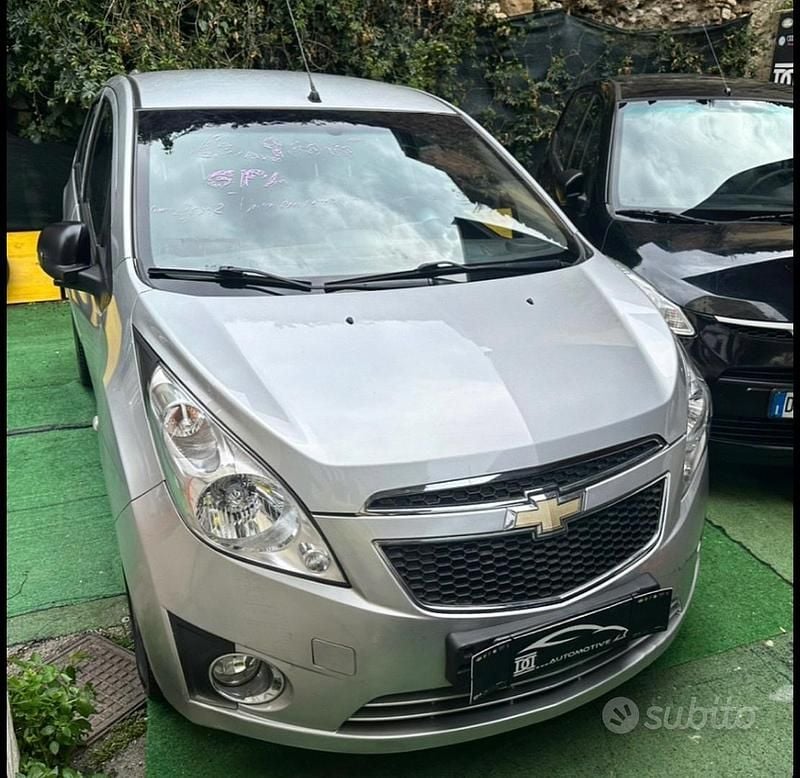Grigio Usata 2012 Chevrolet Spark Due volumi | 3700 € (Ottimo prezzo) - Immagine 1/4