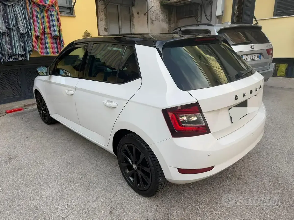 Usata Skoda Fabia 60 CV (44 kW) 2020 Bianco Utilitaria