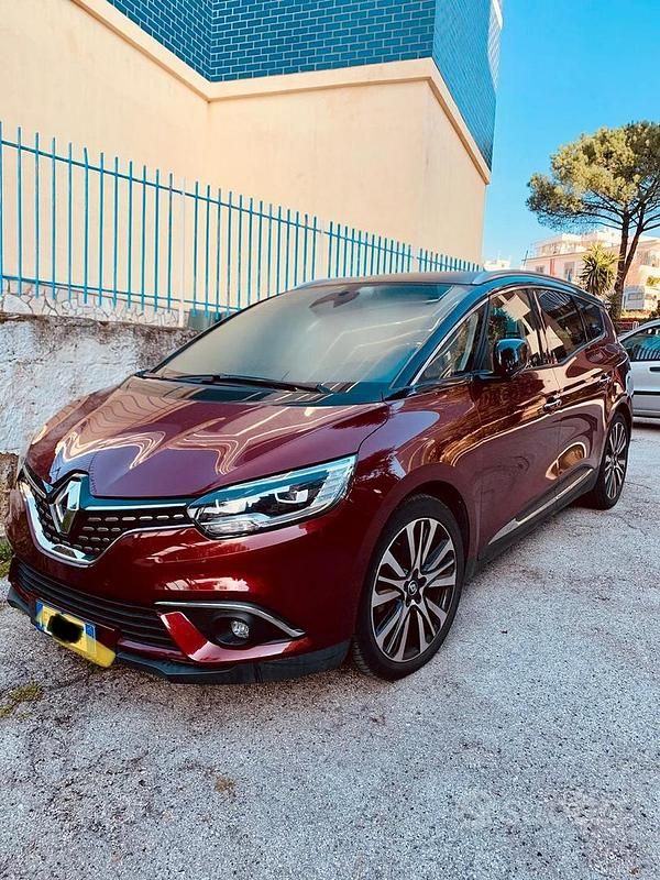 Rosso Usata 2018 Renault Grand Scénic IV Initiale Paris Monovolume | 13.000 € (Buon prezzo) - Immagine 1/4