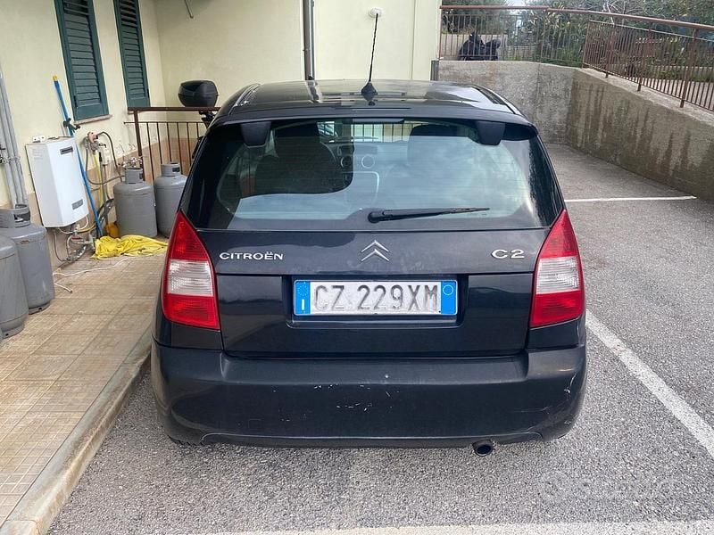 Usata Citroën C2 VTR Sport 70 CV (51 kW) 2006 Nero Utilitaria