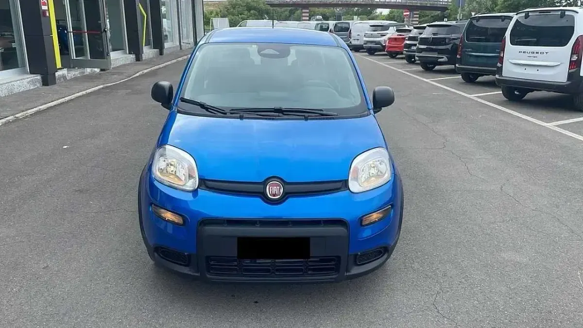 Usata Fiat Panda Icon 70 CV (51 kW) 2025 Blu Utilitaria