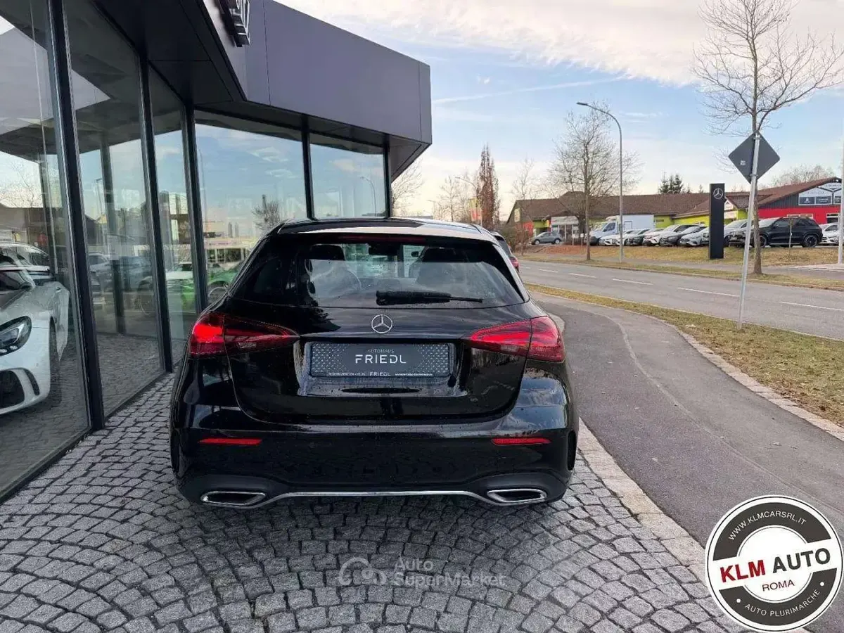 Usata Mercedes A200 AMG Line Premium Plus 163 CV (119 kW) 2024 Nero Berlina