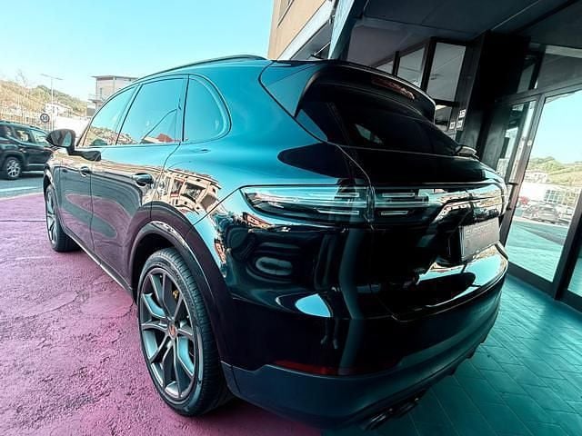 Usata Porsche Cayenne 441 CV (324 kW) 2018 Nero SUV