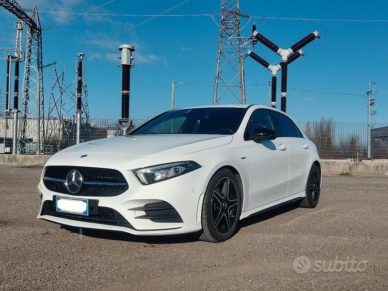 Usata Mercedes A200 AMG 150 CV (110 kW) 2020 Bianco Berlina