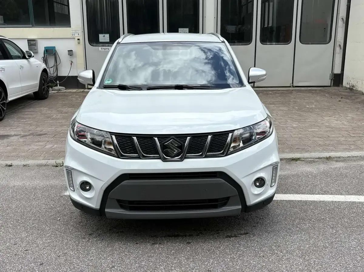 Usata Suzuki Vitara 140 CV (102 kW) 2017 Bianco SUV