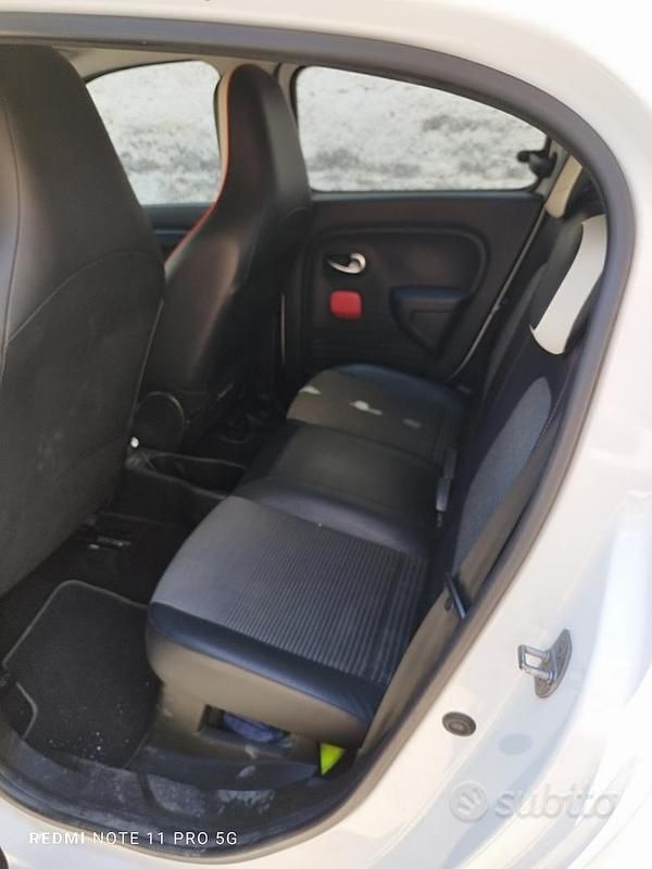 Usata Renault Twingo 90 CV (66 kW) 2014 Bianco Utilitaria