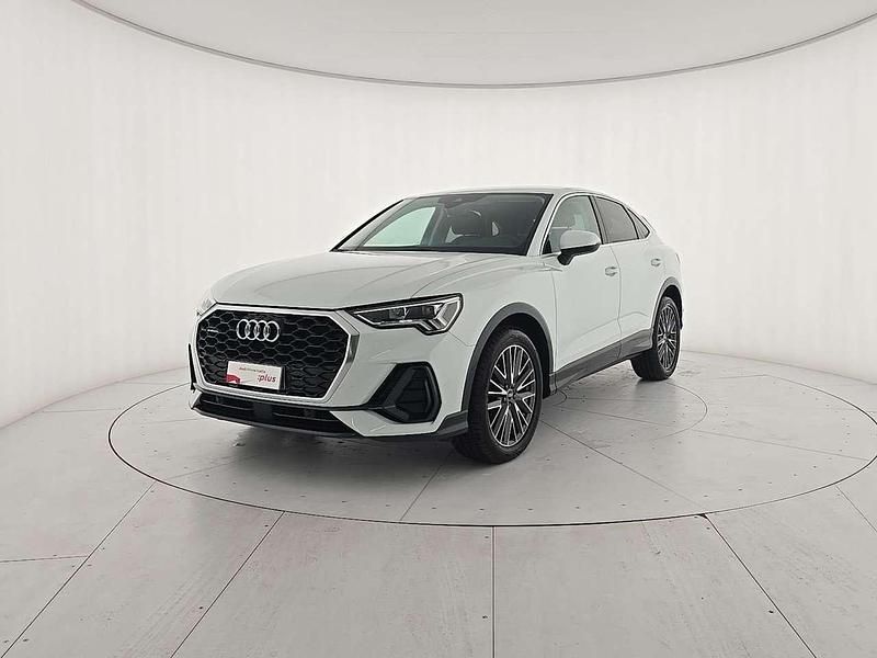 Bianco Usata 2021 Audi Q3 Business Plus SUV | 33.900 € (Cara) - Immagine 1/4