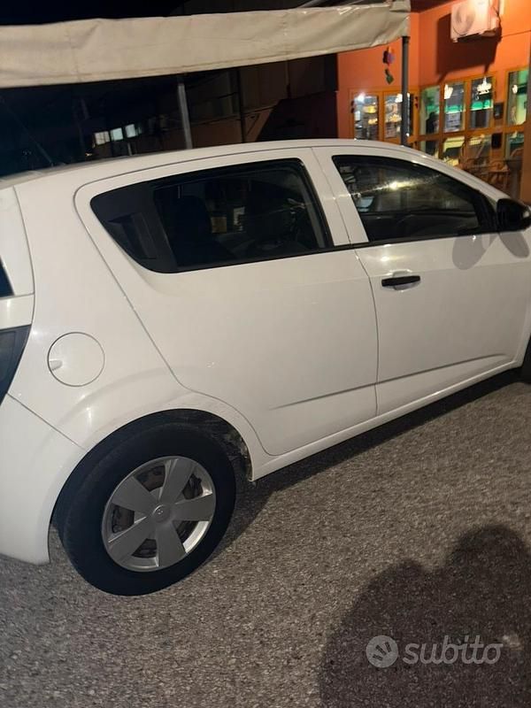 Usata Chevrolet Aveo 86 CV (63 kW) 2012 Berlina
