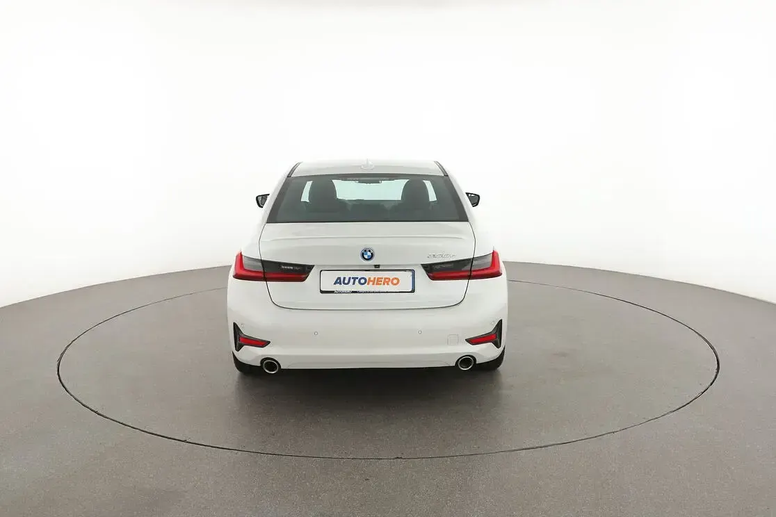 Usata BMW 330 Advantage 252 CV (185 kW) 2021 Bianco Berlina