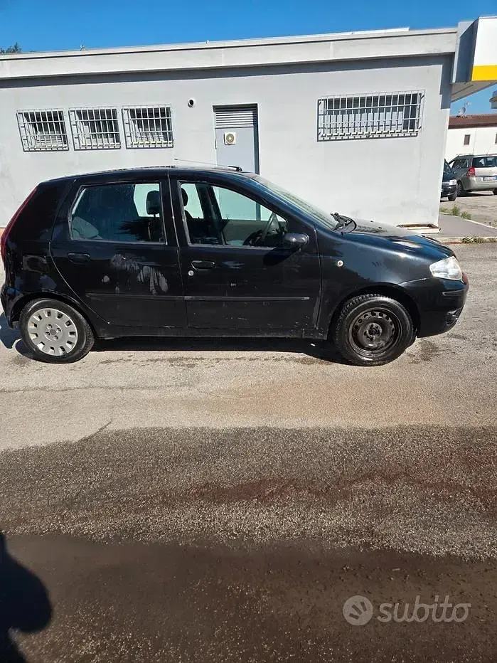 Usata Fiat Punto Classica 60 CV (44 kW) 2008 Nero Utilitaria