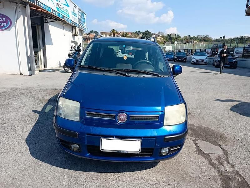 Usata Fiat Panda Dynamic 60 CV (44 kW) 2010 Blu Utilitaria