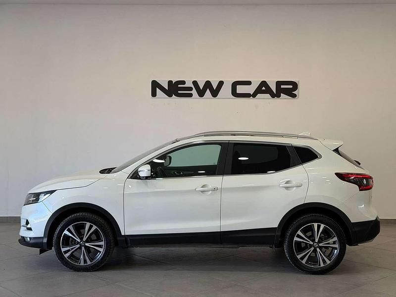 Usata Nissan Qashqai Tekna 110 CV (80 kW) 2017 Bianco SUV