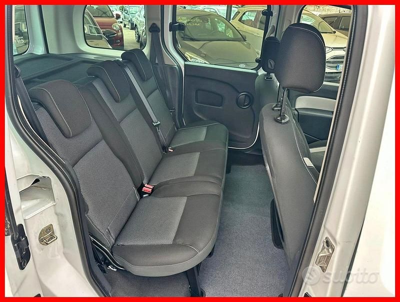 Usata Renault Kangoo 90 CV (66 kW) 2016 Bianco Monovolume