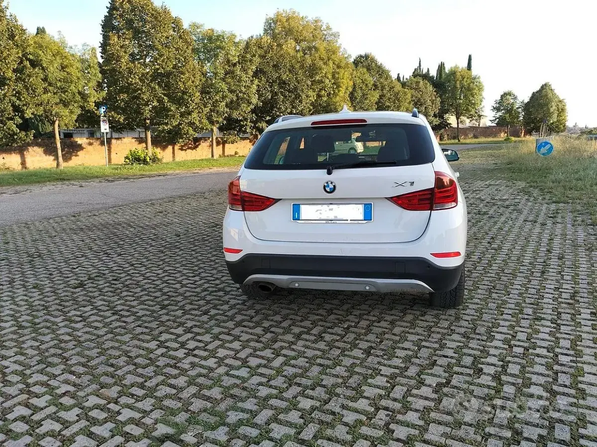 Usata BMW X1 143 CV (105 kW) 2015 Bianco SUV