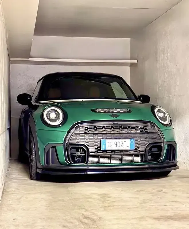 Usata Mini John Cooper Works 178 CV (130 kW) 2022 Verde Utilitaria
