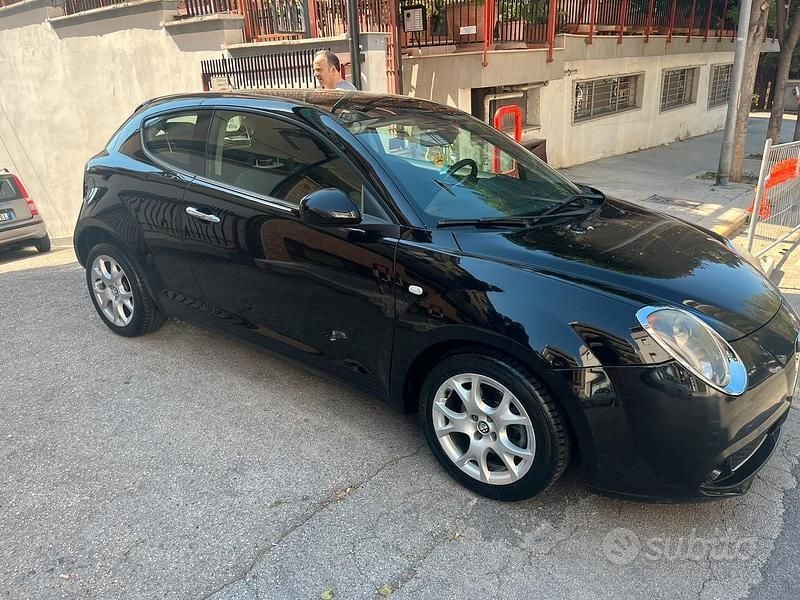 Usata Alfa Romeo MiTo 90 CV (66 kW) 2015 Nero Utilitaria
