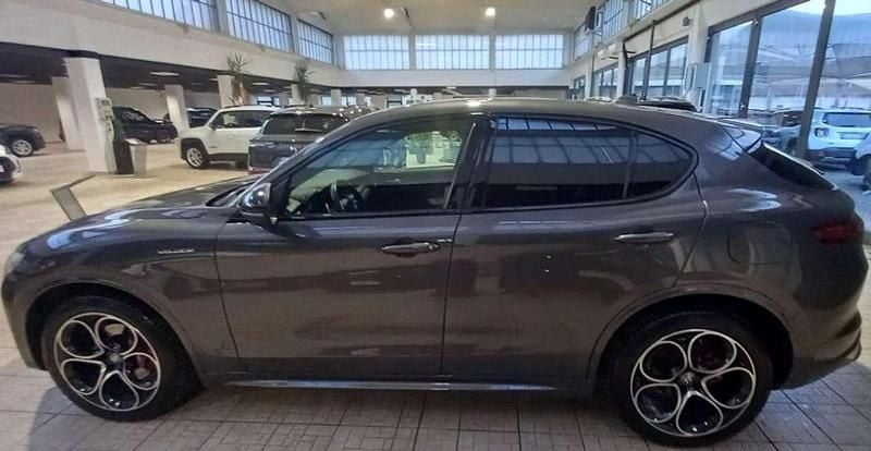 Usata Alfa Romeo Stelvio Veloce 210 CV (154 kW) 2022 Grigio SUV
