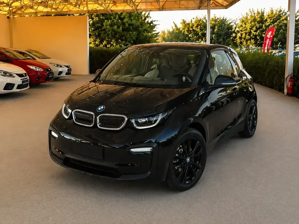 Usado BMW i3 75 kW (102 CV) 2021 Negro Utilitario