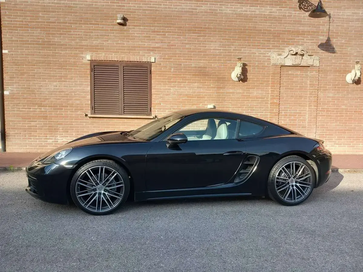 Usata Porsche 718 Cayman 299 CV (219 kW) 2017 Nero Coupé