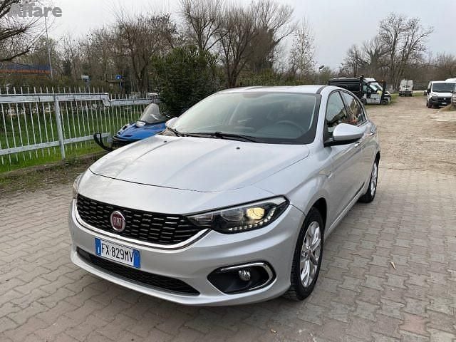 Usata Fiat Tipo Business 95 CV (69 kW) 2019 Argento metallizzato Berlina