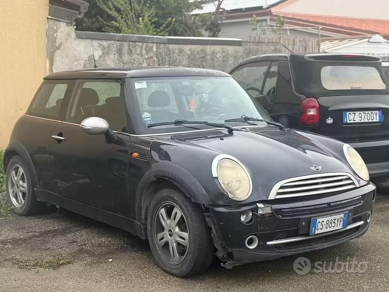 Usata Mini ONE 90 CV (66 kW) 2006 Nero Utilitaria