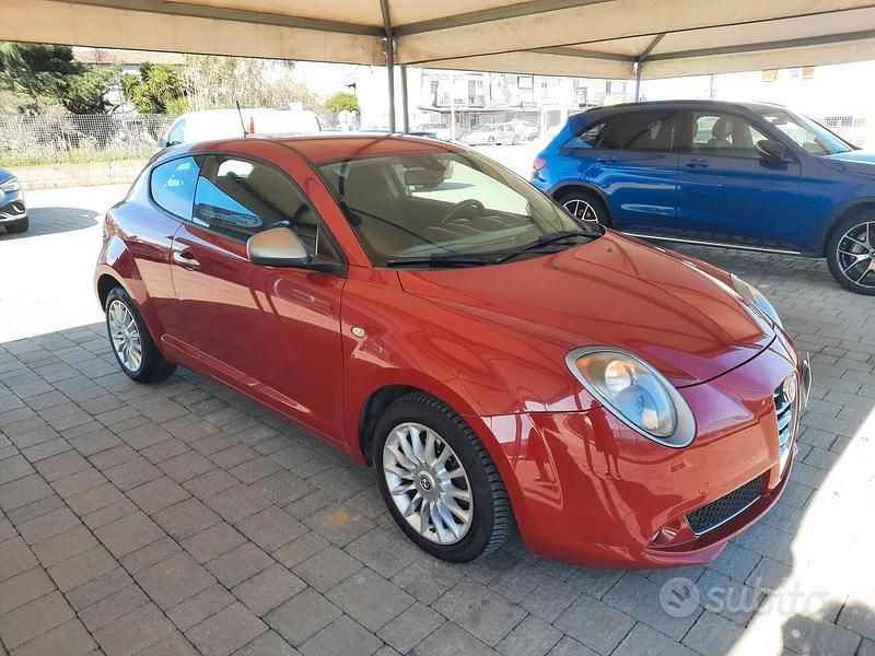 Usata Alfa Romeo MiTo Distinctive 85 CV (62 kW) 2015 Rosso Utilitaria