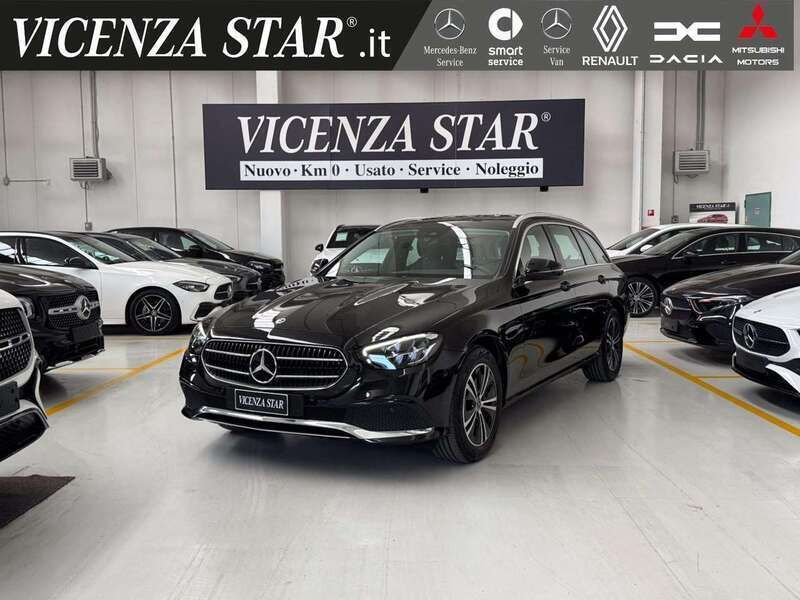 Nero Usata 2023 Mercedes E220 Station wagon | 40.900 € (Ottimo prezzo) - Immagine 1/4