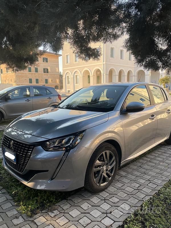 Usata Peugeot 208 75 CV (55 kW) 2021 Utilitaria