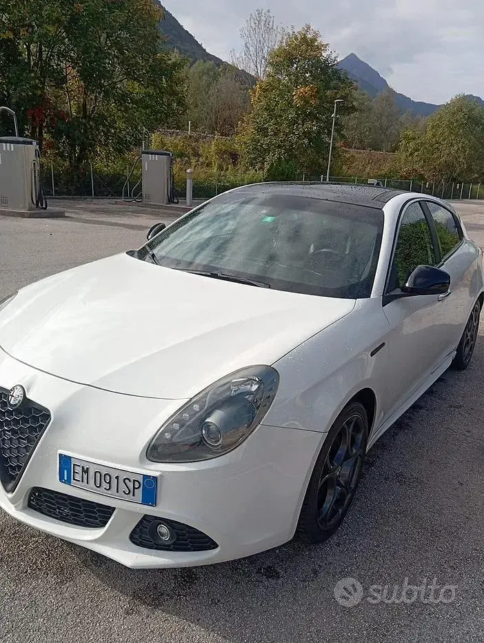Usata Alfa Romeo Giulietta 170 CV (125 kW) 2013 Bianco Utilitaria