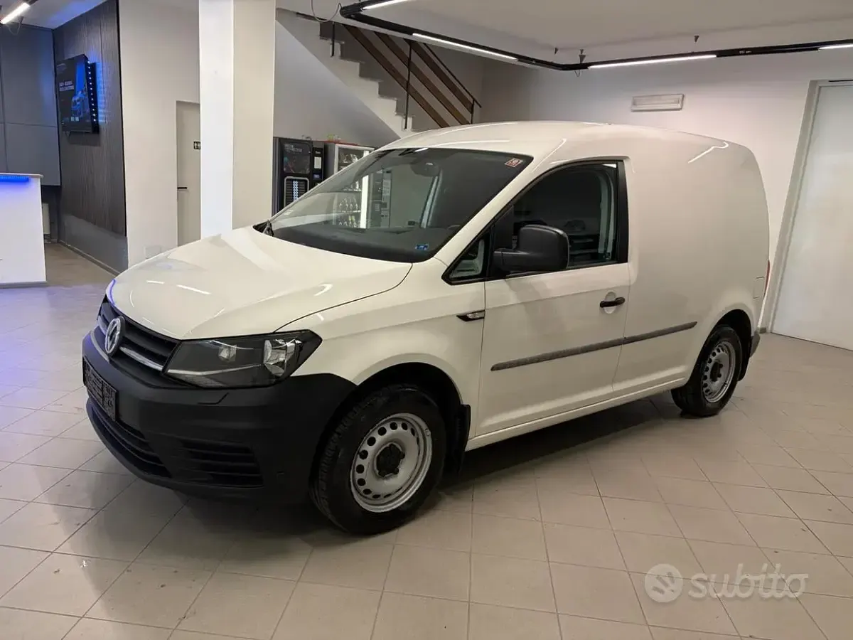 Usata VW Caddy Business 110 CV (80 kW) 2020 Bianco Monovolume
