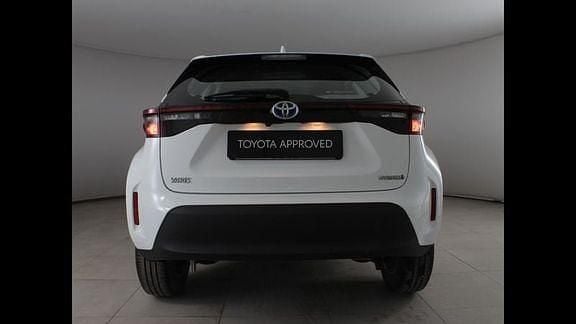 Usata Toyota Yaris Cross Active 116 CV (85 kW) 2022 Bianco SUV