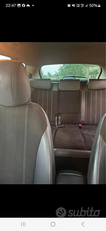 Usata Lancia Delta 120 CV (88 kW) 2010 Utilitaria