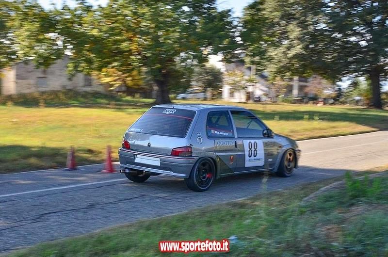 Usata Peugeot 106 98 CV (72 kW) 1994 Utilitaria