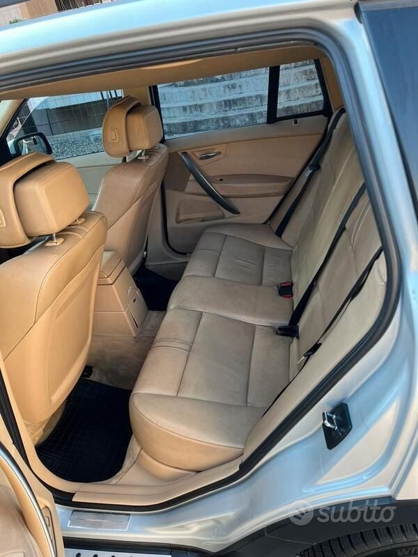 Usata BMW X3 150 CV (110 kW) 2009 Grigio SUV