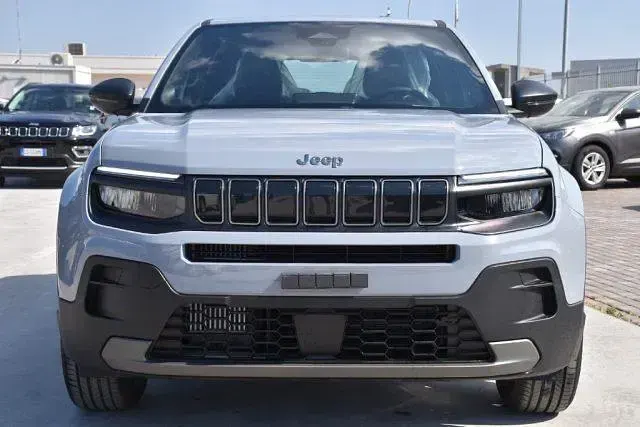 Nuova Jeep Avenger Longitude 110 CV (80 kW) 2026 Grigio SUV
