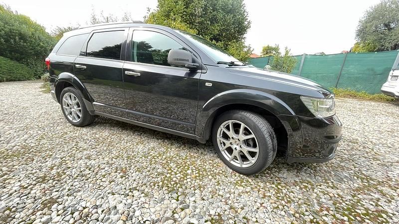 Usata Fiat Freemont 170 CV (125 kW) 2013 Nero SUV