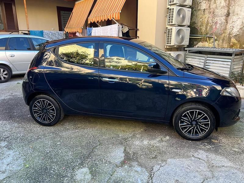 Usata Lancia Ypsilon 69 CV (50 kW) 2020 Utilitaria
