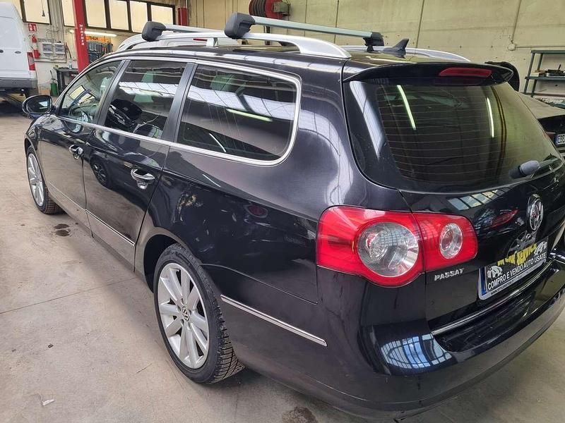 Usata VW Passat Highline 140 CV (102 kW) 2009 Nero Station wagon