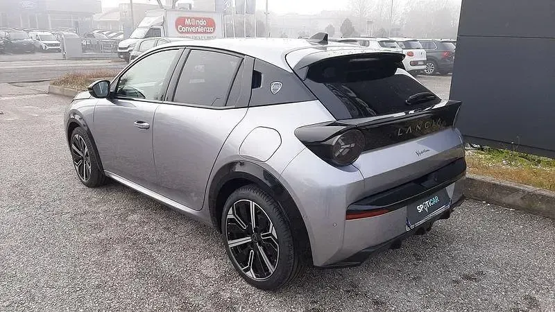 Nuova Lancia Ypsilon 101 CV (74 kW) 2026 Grigio Utilitaria